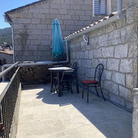 Bel Appartement Au Coeur Du Village De Sartene Bagian luar foto